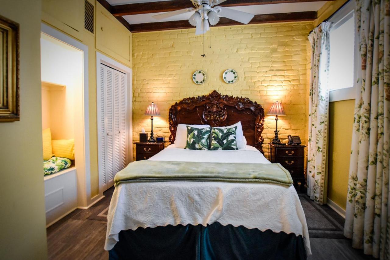 Savannah Bed & Breakfast Inn Екстериор снимка